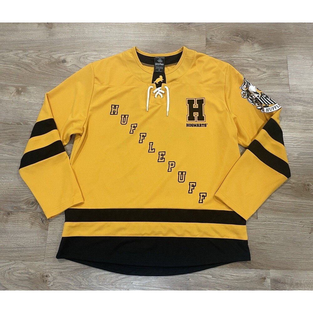 Harry Potter Hockey Jersey Hufflepuff Seeker BoxLunch Men's Sz Medium Exclusive
